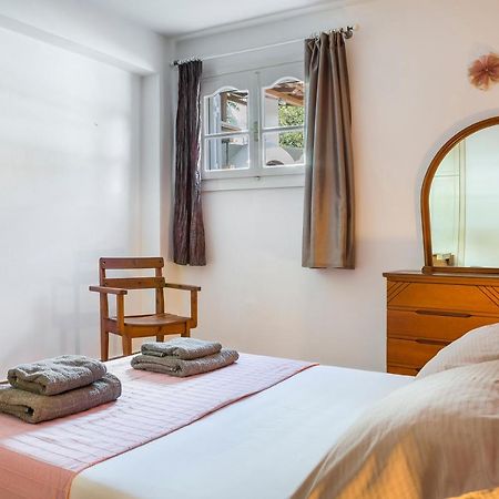 Bee'S Knees Retreat Βίλα Πεσάδα Εξωτερικό φωτογραφία